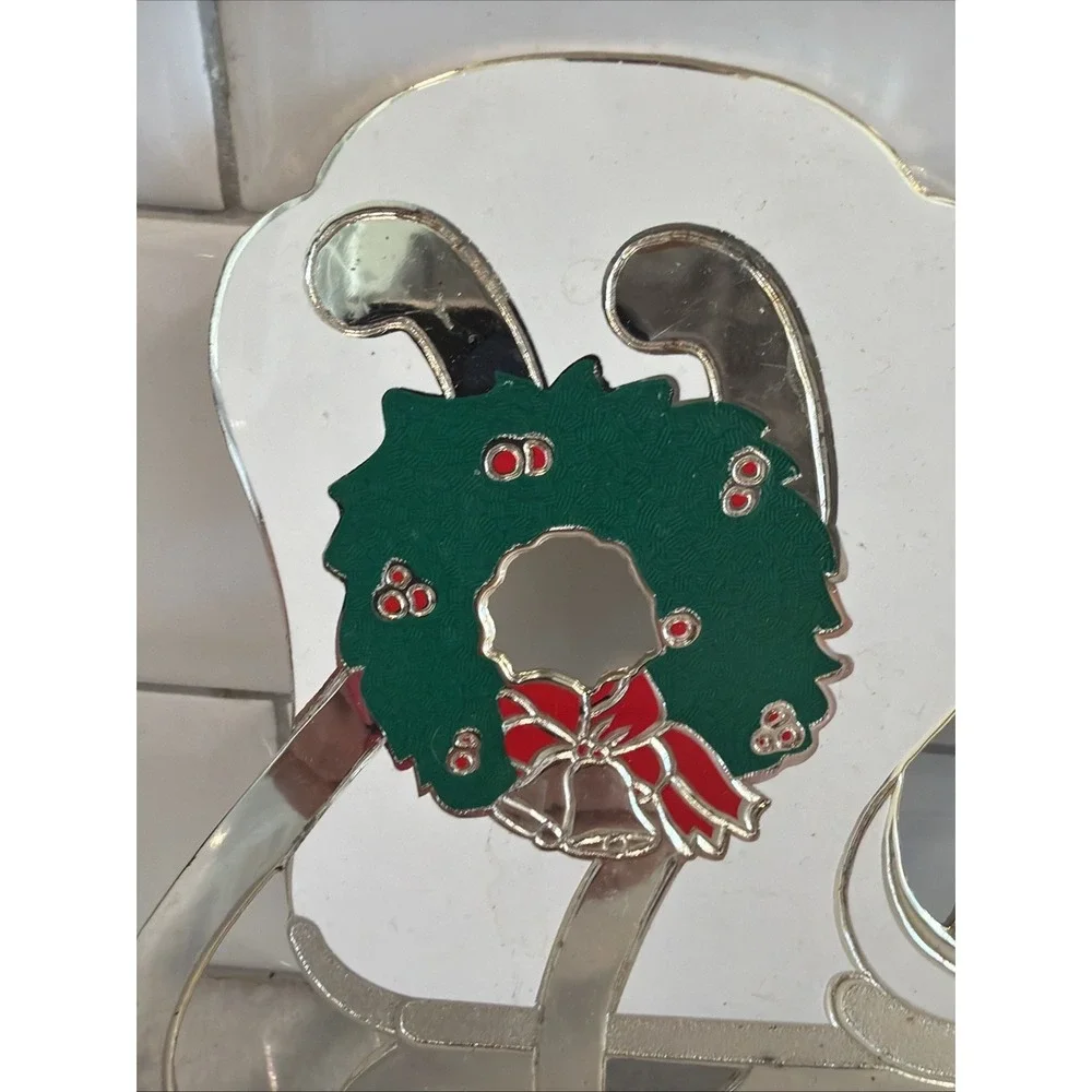 Vtg. Wm. A. Rogers Oneida Christmas Holiday Sleigh‎ Trivet Silverplate Enamel